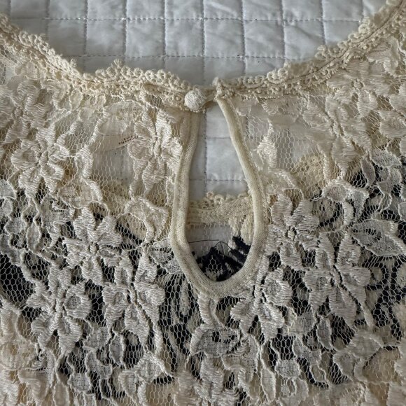 Free People XS Lace Peplum Top Beige & Black Floral Embroidery Short Bell Sleeve - Picture 5 of 7
